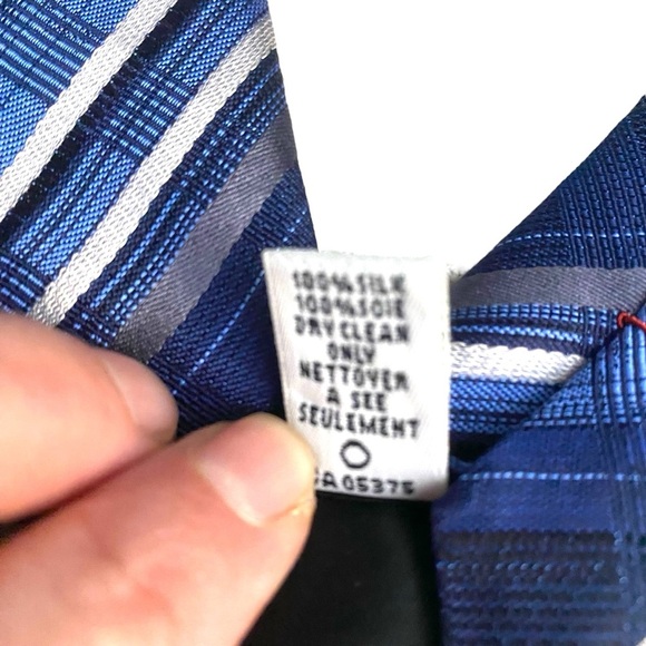 Joseph & Feiss International Blue/black/silver Stripe 100% Silk Tie NWT - Picture 4 of 7